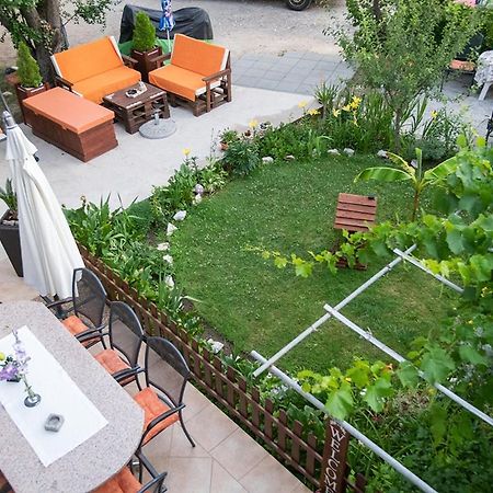 Apartman Mira i Denis Supetarska Draga Exteriör bild