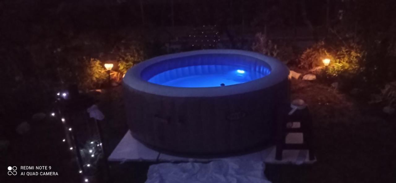 Apartman Mira i Denis Supetarska Draga Exteriör bild