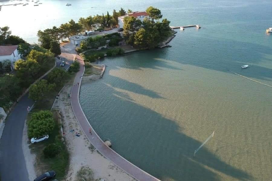 Apartman Mira i Denis Supetarska Draga Exteriör bild